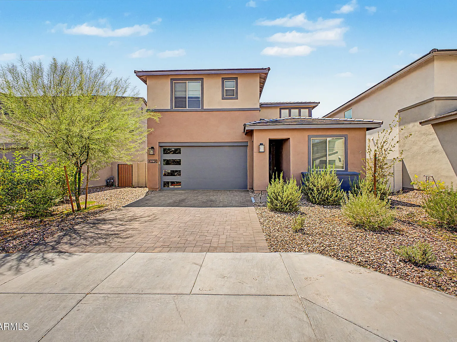 5 bed, 3.0 bath, 2852 sqft, $3,800 — Photo 3