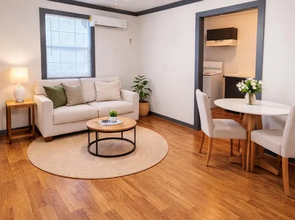 5320 Polk St APT 14, Houston, TX 77023