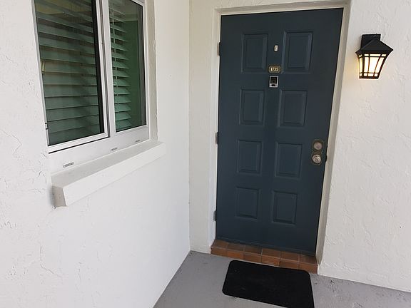 4th image of 1735 Southwood St #1735
