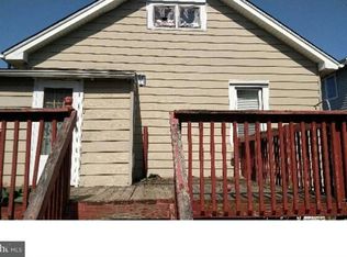 21 W Buck St, Paulsboro, NJ 08066