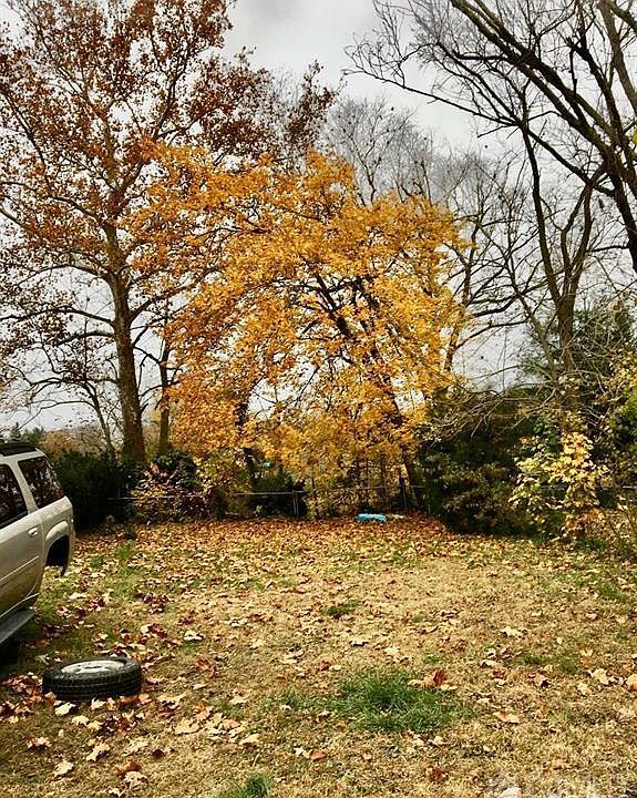 2nd image of 19 Brindletown Rd