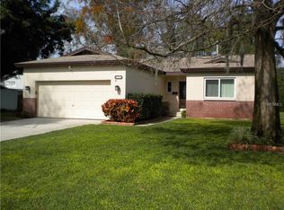 221 Freeport Ave NE, Saint Petersburg, FL 33702