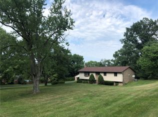 270 McKinley Rd, Beaver Falls, PA 15010