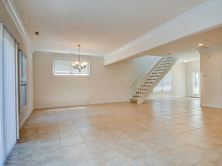 2224 W Berrie Cir — Photo 13