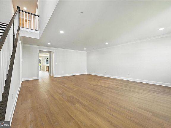 5th image of 106 Villabrook Way