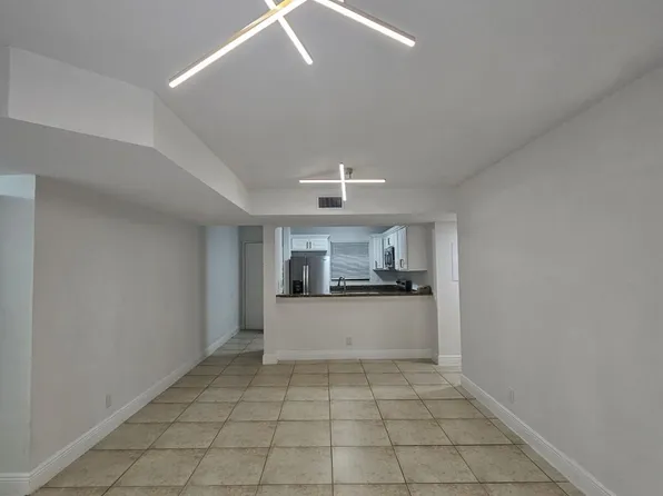 1581 Windorah Way, West Palm Beach, FL
