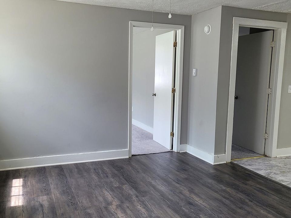 Unit 11 Living Room