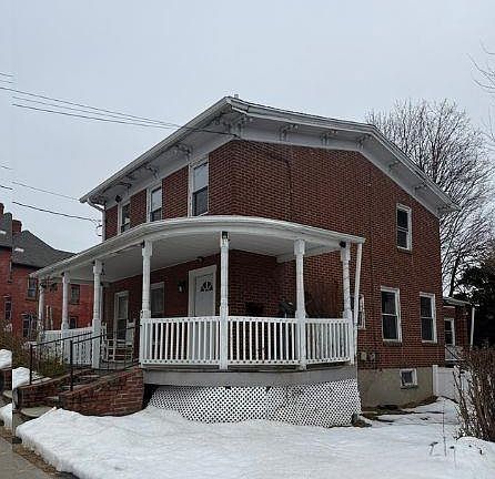 3rd image of 7 Mulberry St
