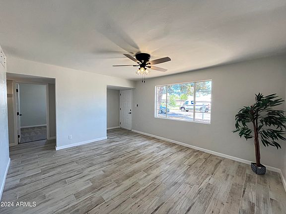 3rd image of 8518 N 27TH Drive