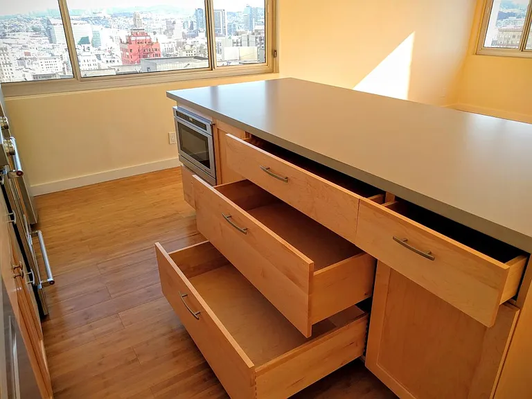 All new soft-close cabinets and drawers