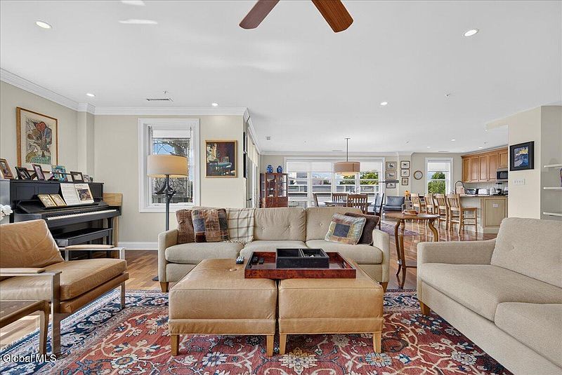 5th image of 59 Railroad Place Unit 501