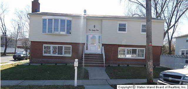 1st image of 284 Vogel Ave