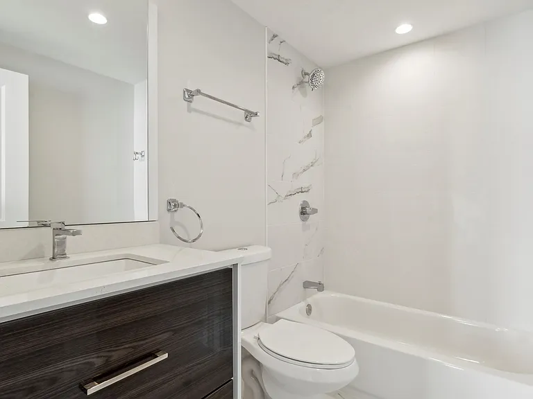 1222 N Marshall St — Photo 58