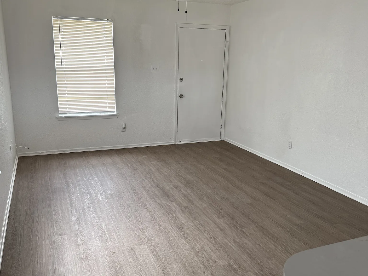 118 Pine Meadow Dr. - B — Photo 3