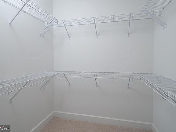 2nd image of 1804 Sag Harbor Ln W