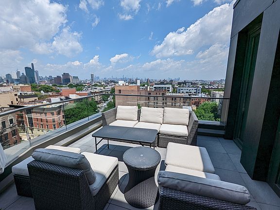 5th image of 805 Washington Ave #8D