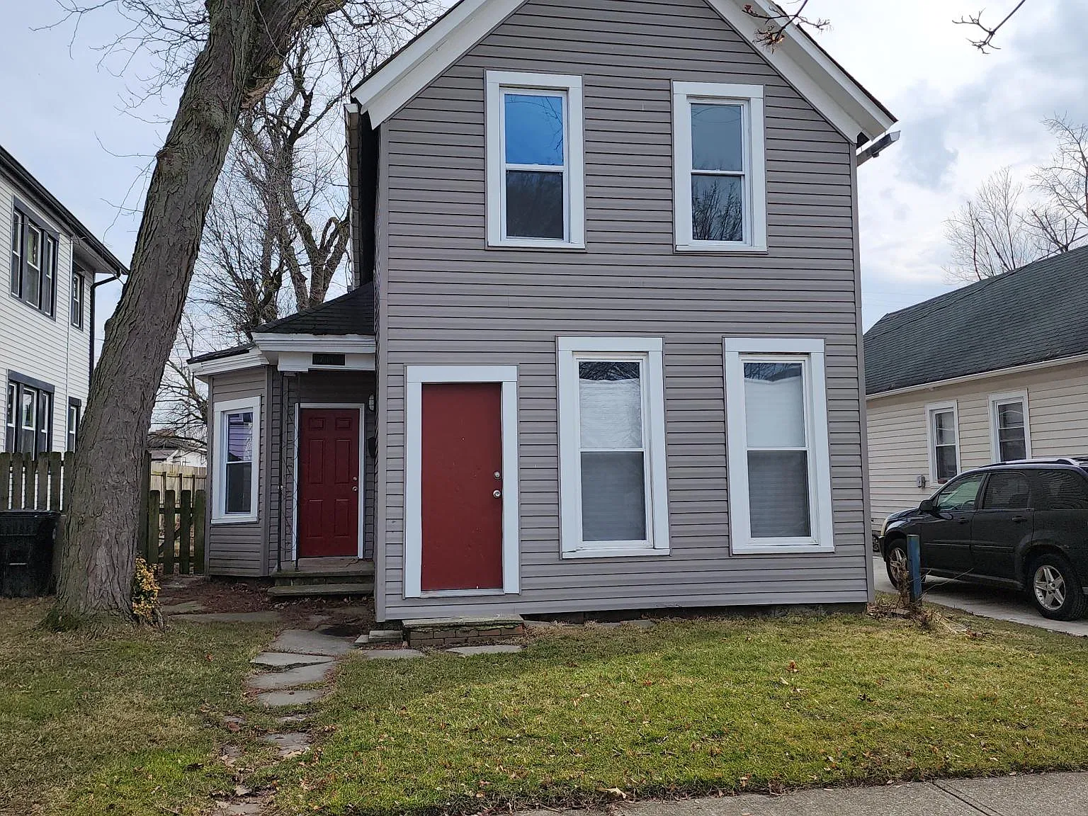4 bed, 1328 sqft, $1,450 — Photo 1