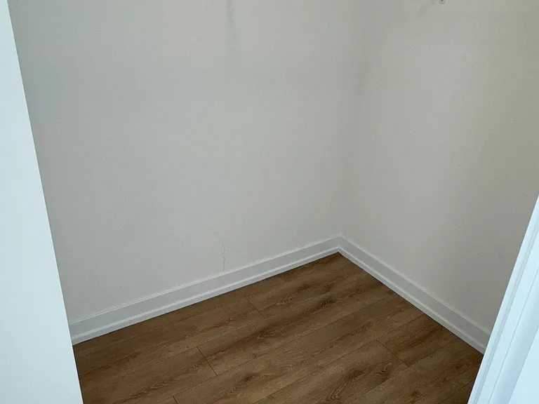 500 Dupont St #315 — Photo 17