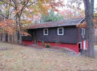 20 Edgewood Dr, New Paltz, NY 12561
