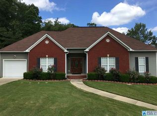 2075 Hickory Ln, Fultondale, AL 35068