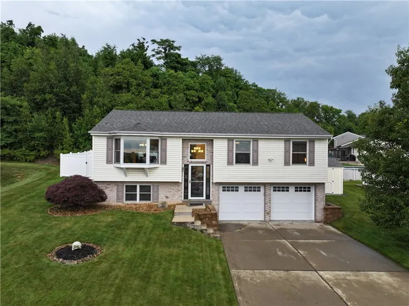 163 Rustic Ridge Dr, Pittsburgh, PA 15239