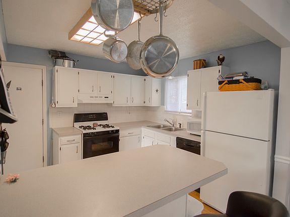 4th image of 5295 Mardela Dr