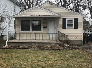 2953 McKoon Ave, Niagara Falls, NY 14305