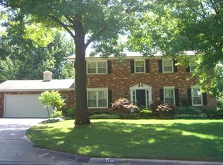 2436 E Michelle Pl, Springfield, MO 65804