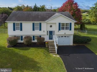295 Thoreau Dr, Inwood, WV 25428