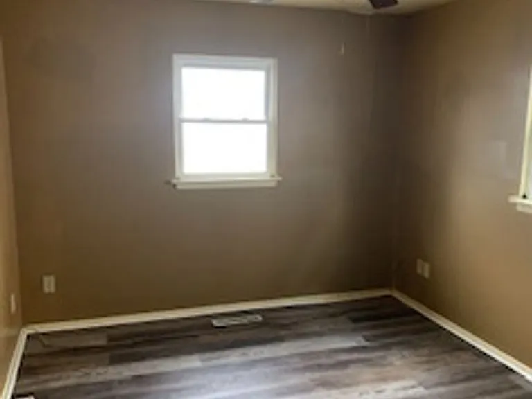 225 Miriam Dr #A — Photo 6