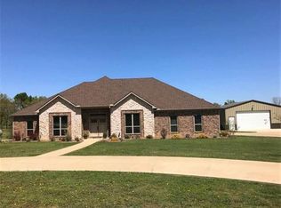 155 Hideaway Ln, Powderly, TX 75473