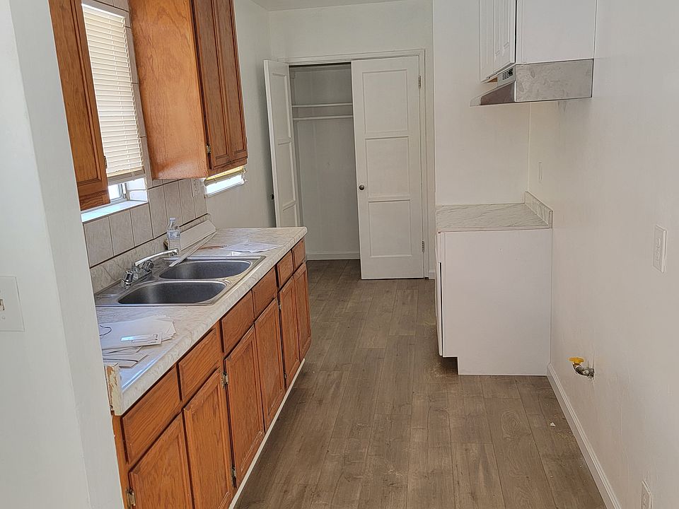 1st image of 1408 N Avenue 47 #1410-1/2