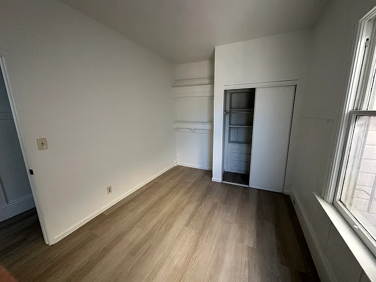907 Alice St #907B — Photo 5