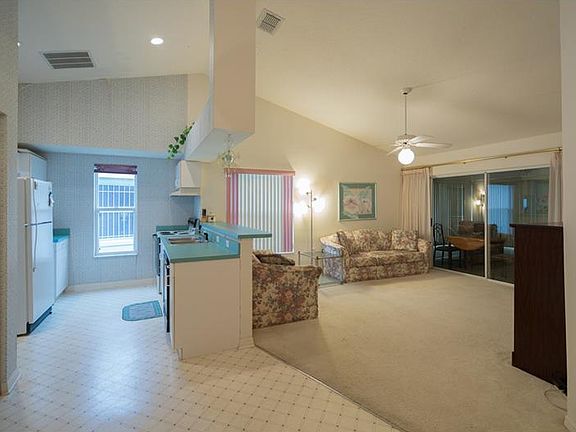 5th image of 568 Teesdale Dr
