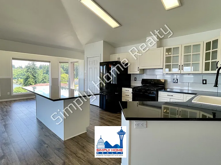 2781 Chambers Point Ct — Photo 12