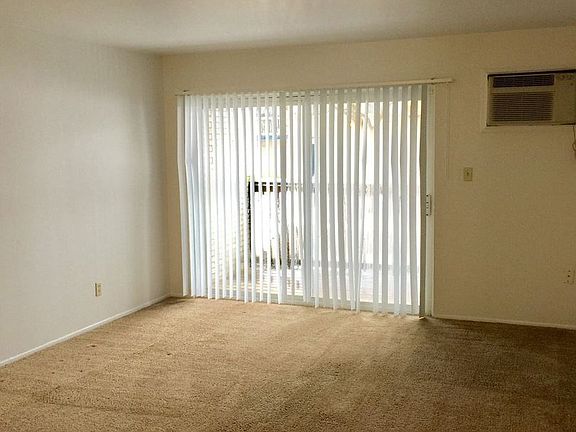2nd image of 1112 W Michigan Ave APT 23
