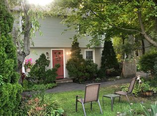 83 S Silver Ln #2, Sunderland, MA 01375