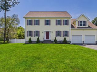 136 Forbes Rd, Rochester, MA 02770