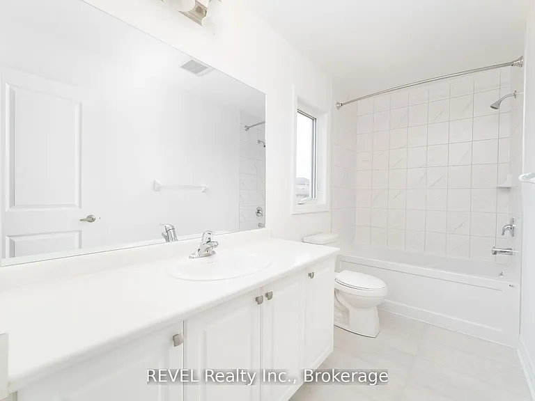 4568 Lyons Pkwy #UPPER — Photo 22