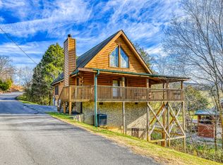 1915 Leatherwood Ln, Sevierville, TN 37862