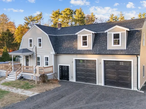 84 Taunton St, Lakeville, MA 02347