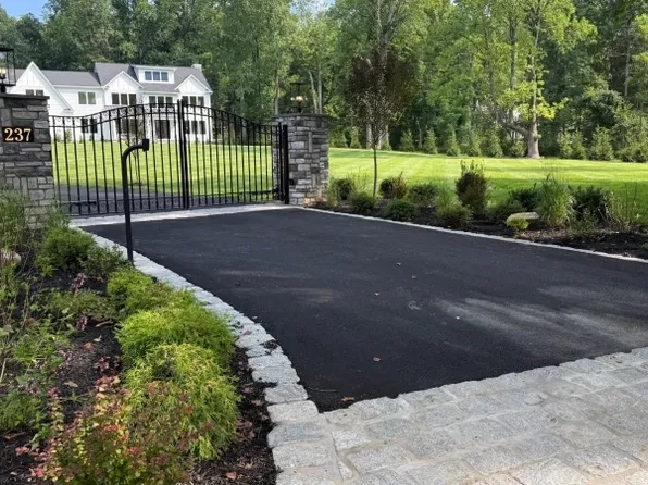 237 Mountainside Rd, Mendham Twp., NJ 07945