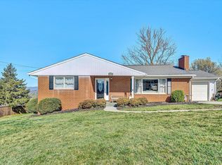 825 Olney Rd, Vinton, VA 24179