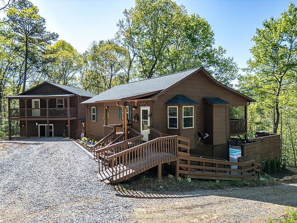 1st image of 240 Amandas Way