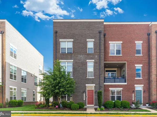 42645 Aden Ter, Ashburn, VA 20148