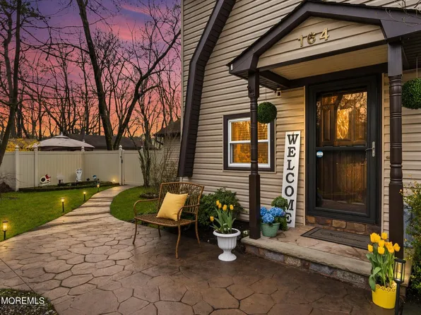 164 W 3rd Street, Howell, NJ 07731