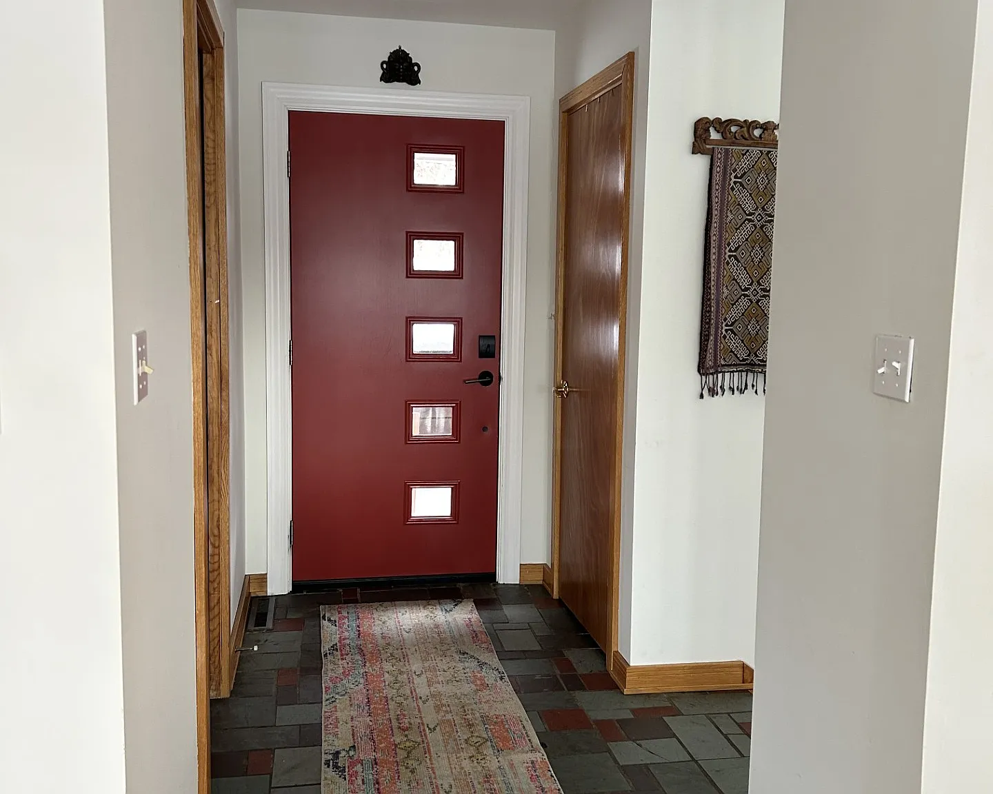 4 bed, 2159 sqft, $5,000 — Photo 2