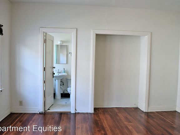 2nd image of 1118 Mohawk St #11476143