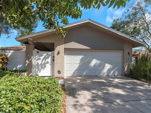 13481 Del Prado Dr S, Largo, FL 33774
