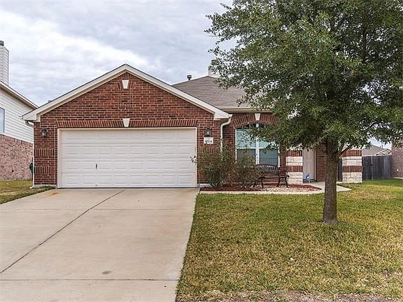 3rd image of 4324 Hidden Park Dr